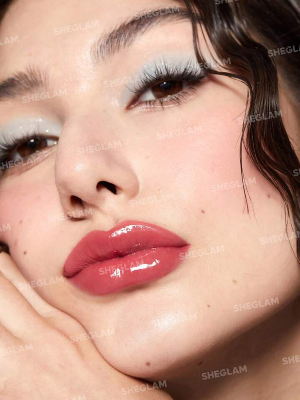 لیپ گلاس پلامپر شیگلم مدل Pout-Perfect Shine رنگ FIRST CRUSH و رنگ HOT STUFF