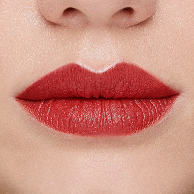 رژلب بیولیس مدل Kiss it رنگ Femme Fatale 308