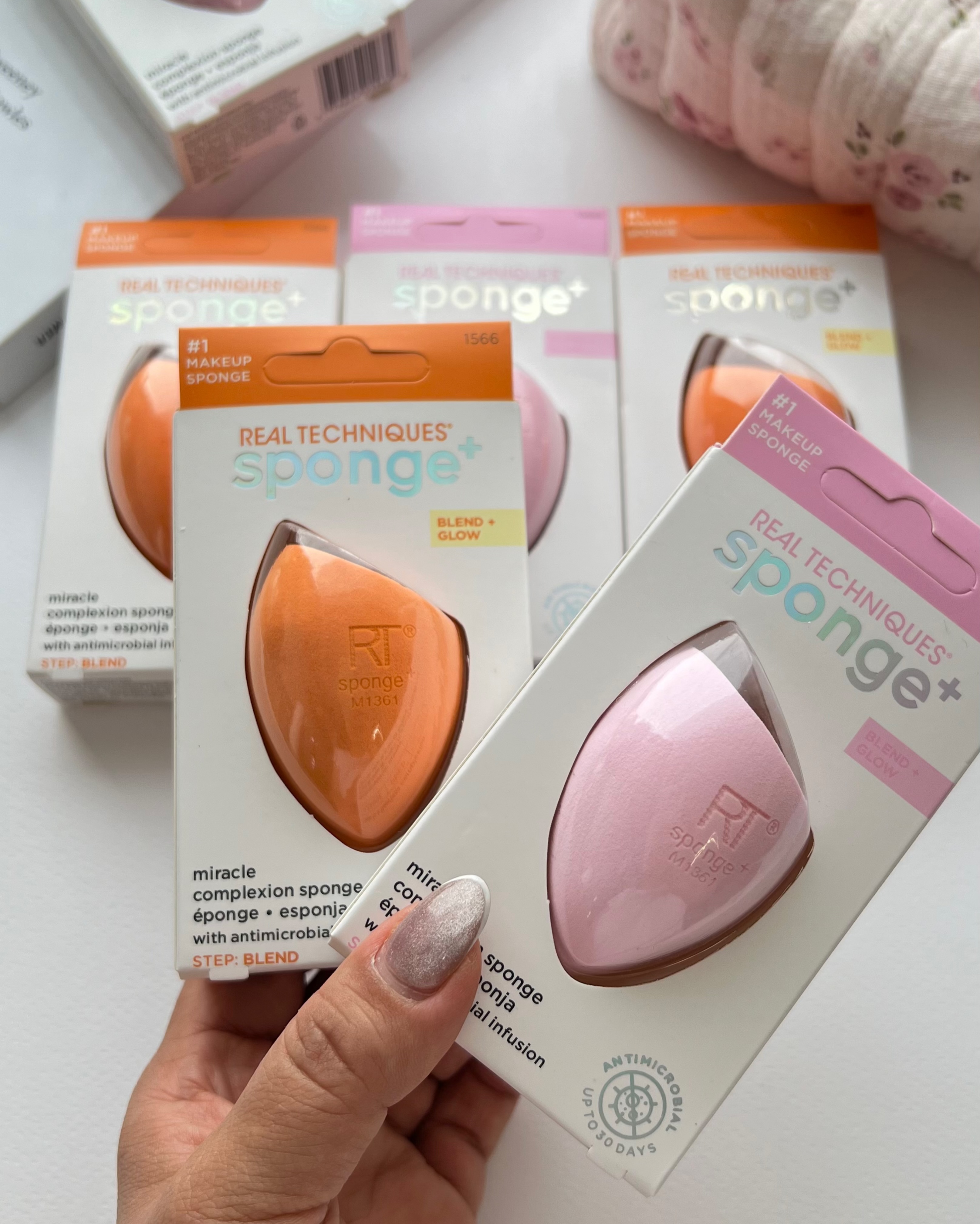پد آرایشی ریل تکنیک مدل Miracle Complexion